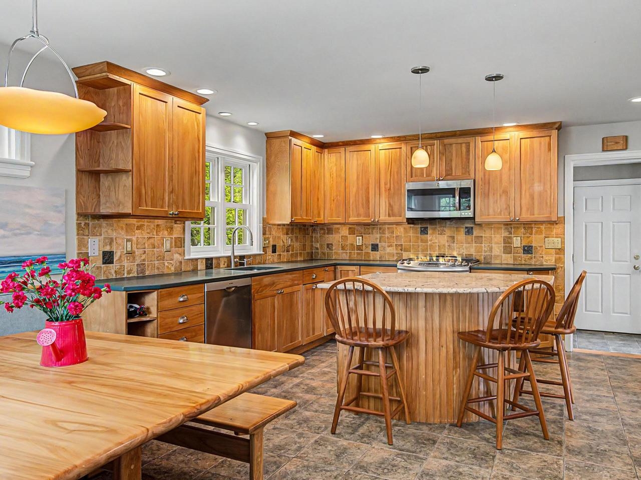 172 Deforest Road Burlington, VT 05401 - Photo 30 of 60