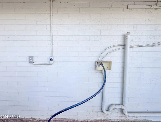 $999 | 1834 East Yale Street, Phoenix, AZ 85006