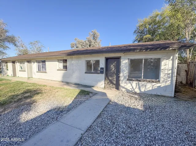 $999 | 1834 East Yale Street, Phoenix, AZ 85006