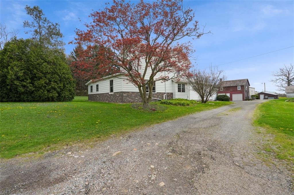 488 Great Belt Road Butler, PA 16002 - Photo 3 of 27