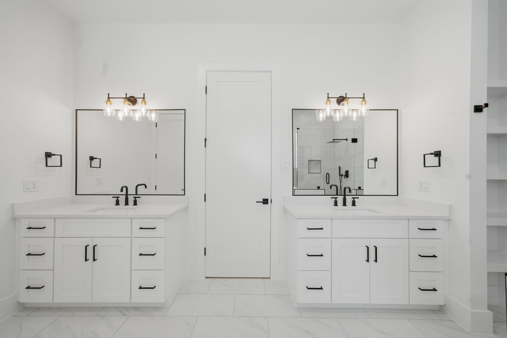 1229 Prince Street Houston, TX 77008 - Photo 29 of 32 Dual vanities with quartz counters, designer fixtures, and black matte hardware. (Photo is of a previously completed home. Finishes are subject to change.)