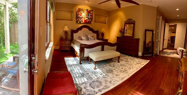 $578,000 | 2334 Camden Drive, Houston, TX 77021