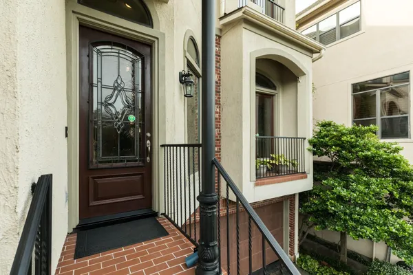 $578,000 | 2334 Camden Drive, Houston, TX 77021