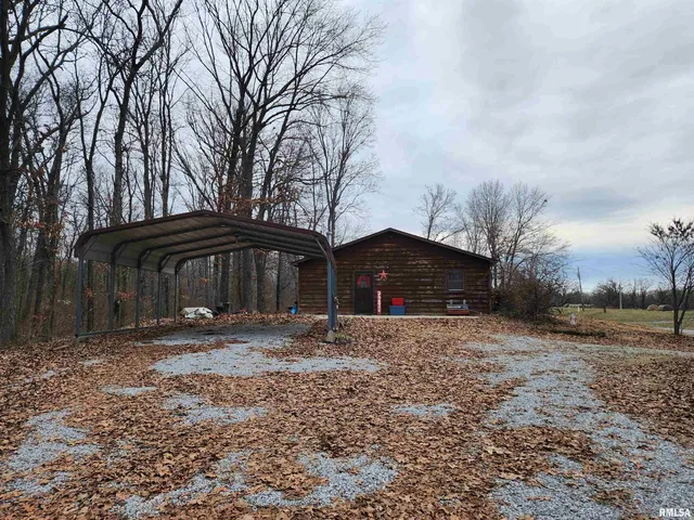 $85,000 | 3547 North Illinois Highway, Waltonville, IL 62894