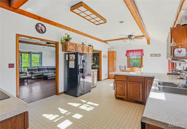 $595,000 | 8700 Hartley Road, Centralia, MO 65240