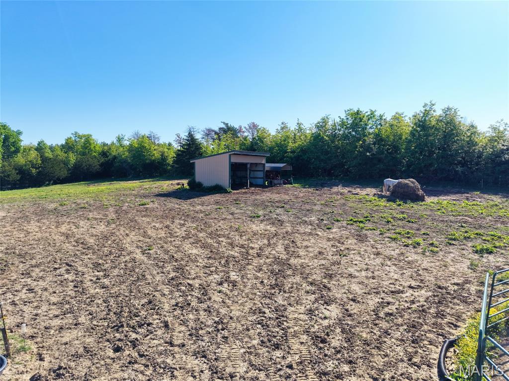 8700 Hartley Road Centralia, MO 65240 - Photo 26 of 29