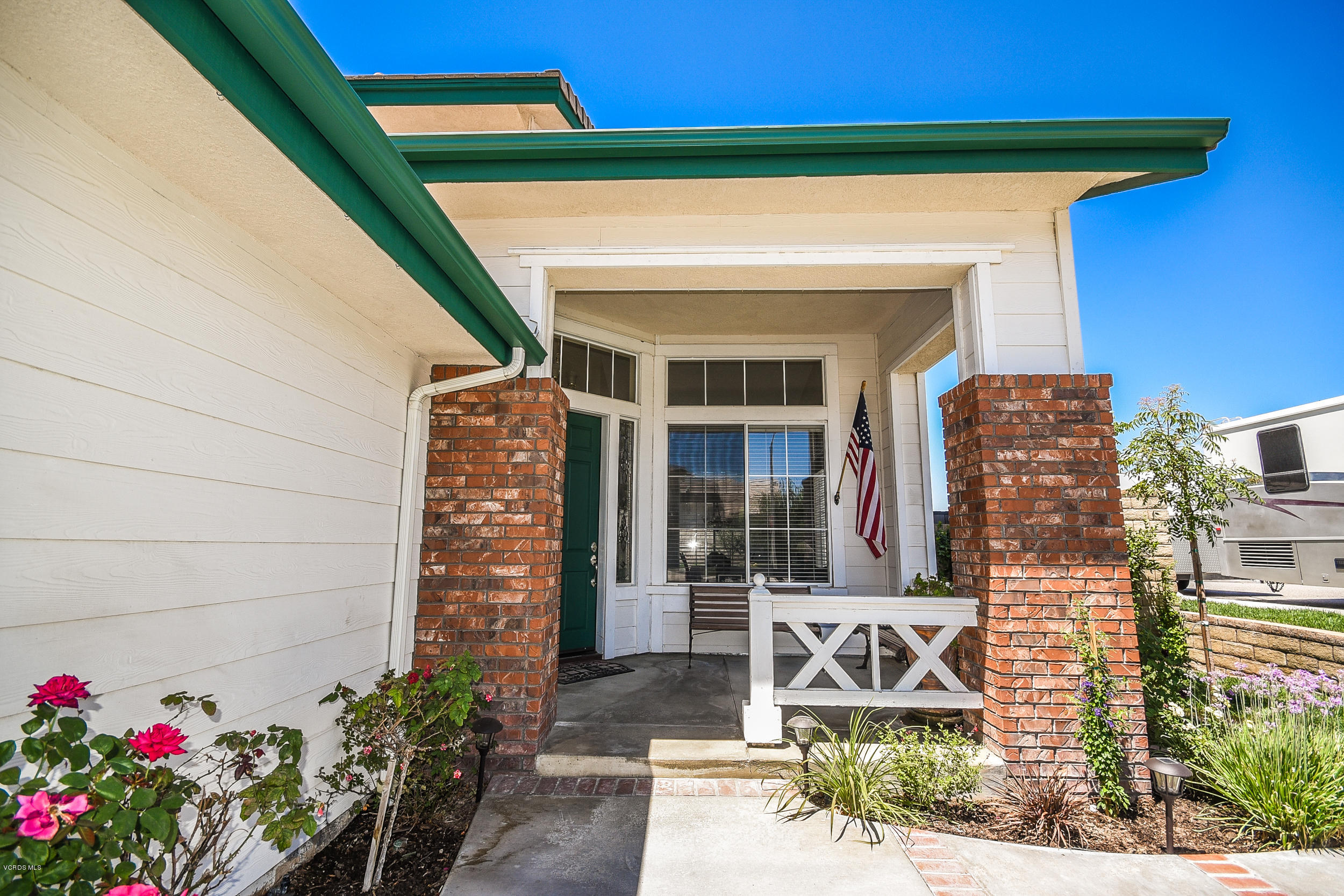 29261 Sequoia Road Canyon Country, CA 91387 - Photo 2 of 53 RealEstate-0611
