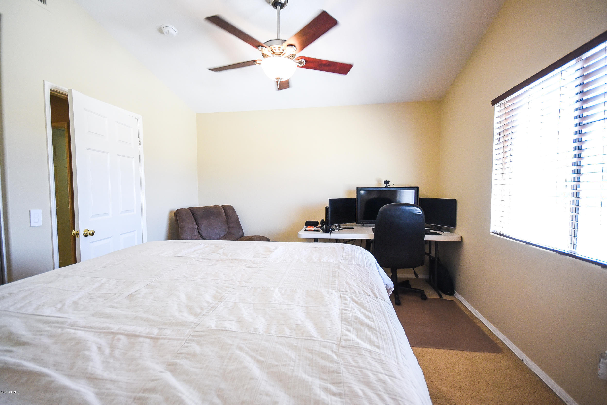 29261 Sequoia Road Canyon Country, CA 91387 - Photo 33 of 53 RealEstate-0532