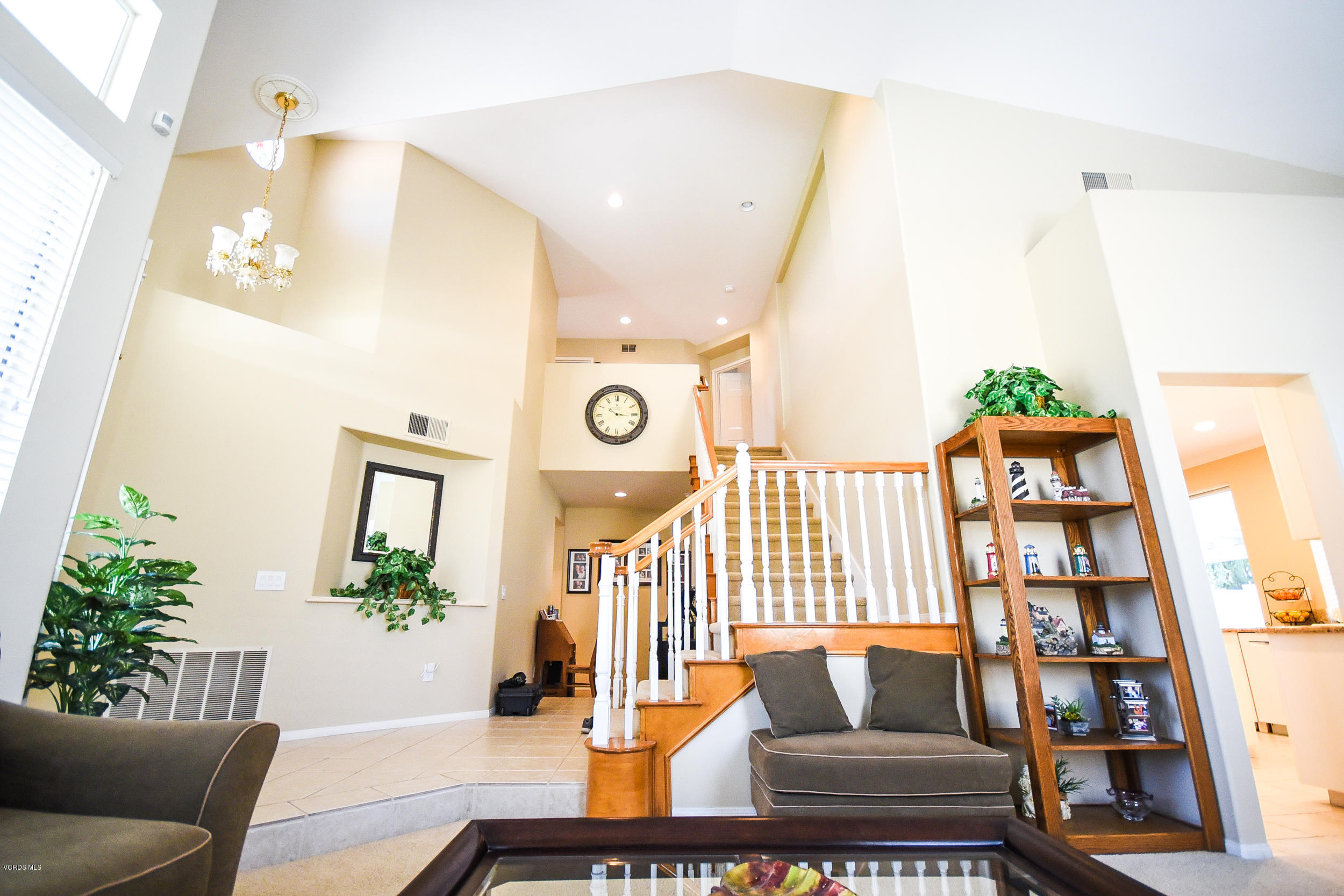 29261 Sequoia Road Canyon Country, CA 91387 - Photo 6 of 53 RealEstate-0548