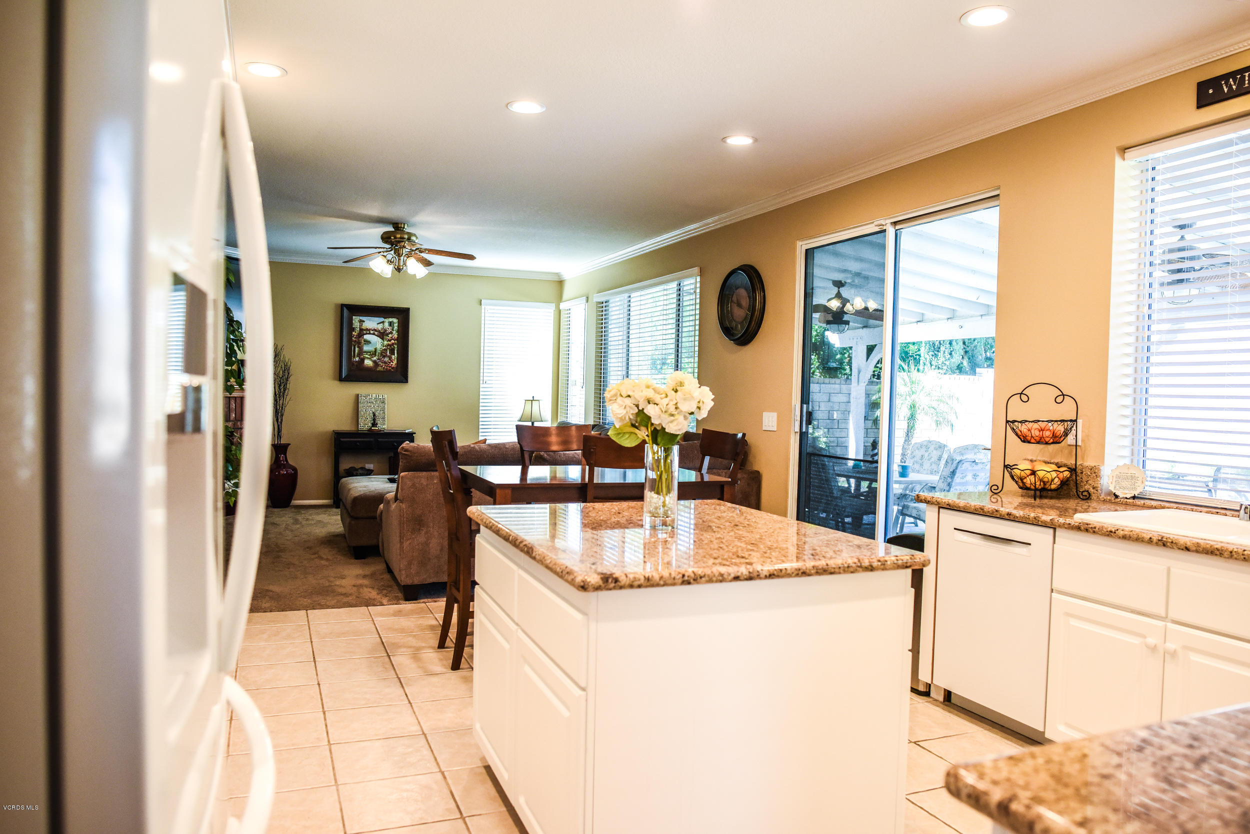 29261 Sequoia Road Canyon Country, CA 91387 - Photo 7 of 53 RealEstate-3419