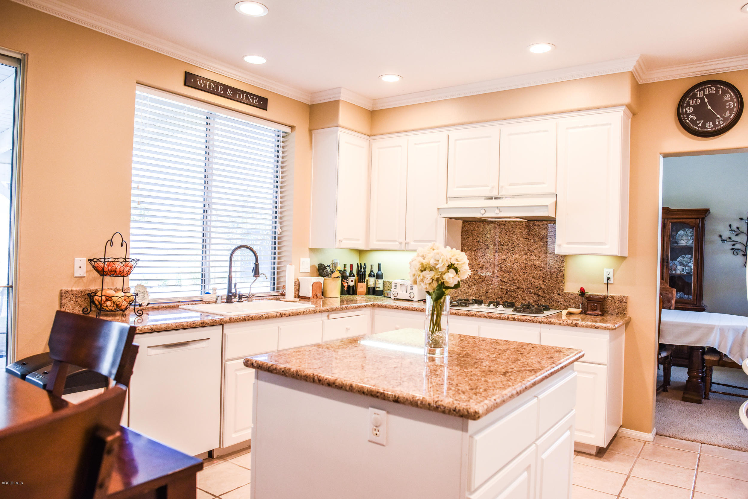 29261 Sequoia Road Canyon Country, CA 91387 - Photo 8 of 53 RealEstate-3429