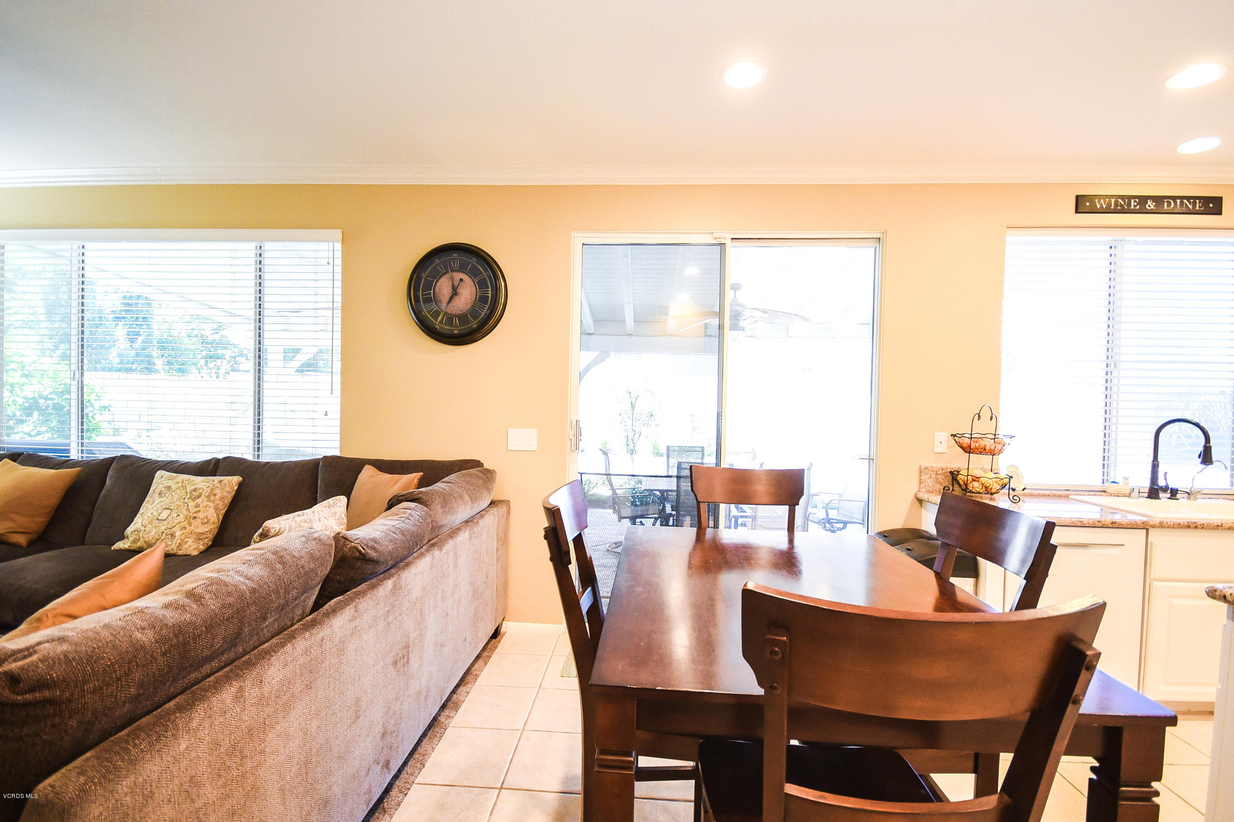 29261 Sequoia Road Canyon Country, CA 91387 - Photo 10 of 53 RealEstate-0571