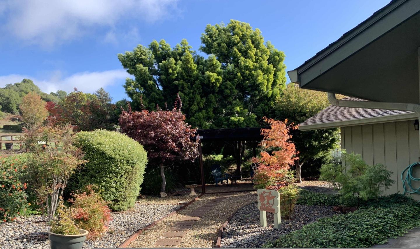 270 Hames Road, Unit 55 Watsonville, CA 95076 - Photo 42 of 53 a picture of plants