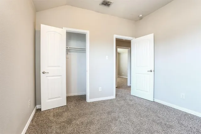 $1,810 | 703 Woodcrest Drive, Ennis, TX 75119