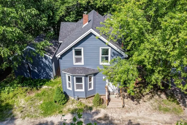 $279,000 | 62 7th Street, Auburn, ME 04210