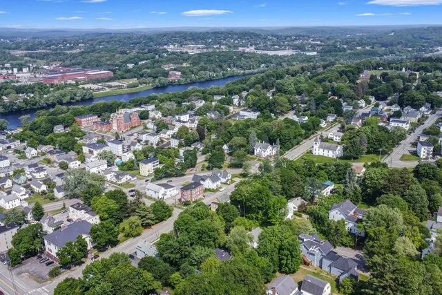 $279,000 | 62 7th Street, Auburn, ME 04210