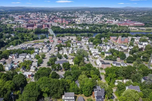 $279,000 | 62 7th Street, Auburn, ME 04210