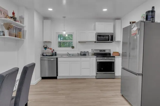 $279,000 | 62 7th Street, Auburn, ME 04210