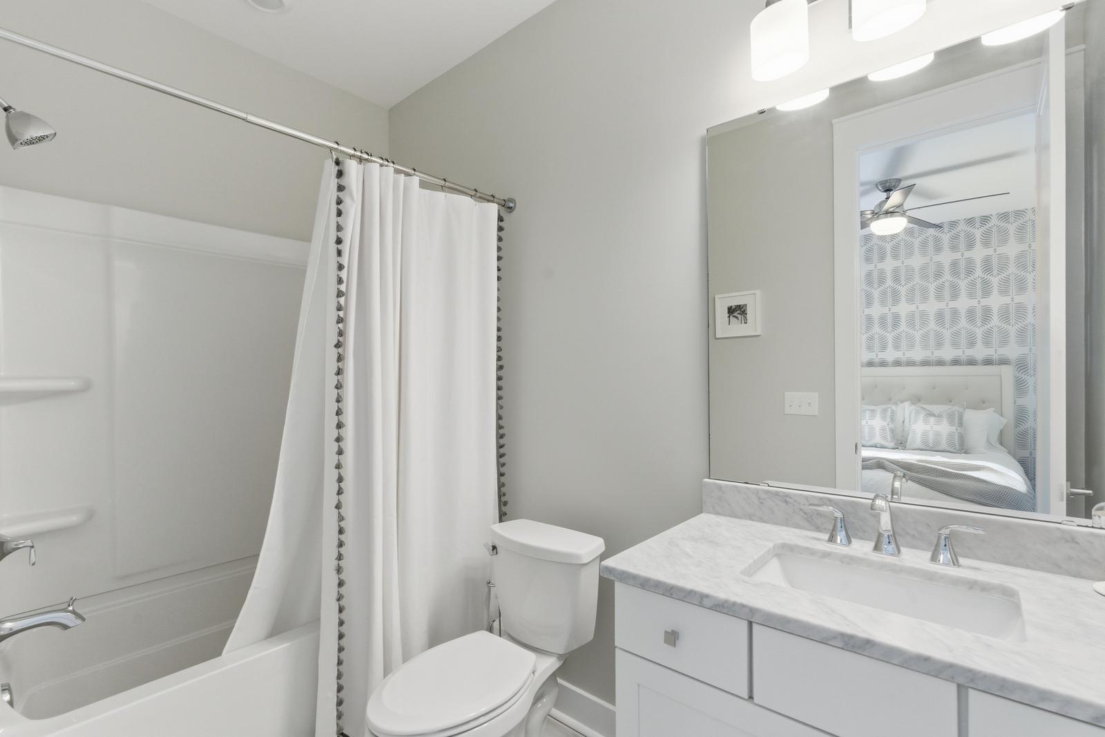 7 Davan Drive Charleston, SC 29407 - Photo 35 of 42 Bedroom #5 bathroom