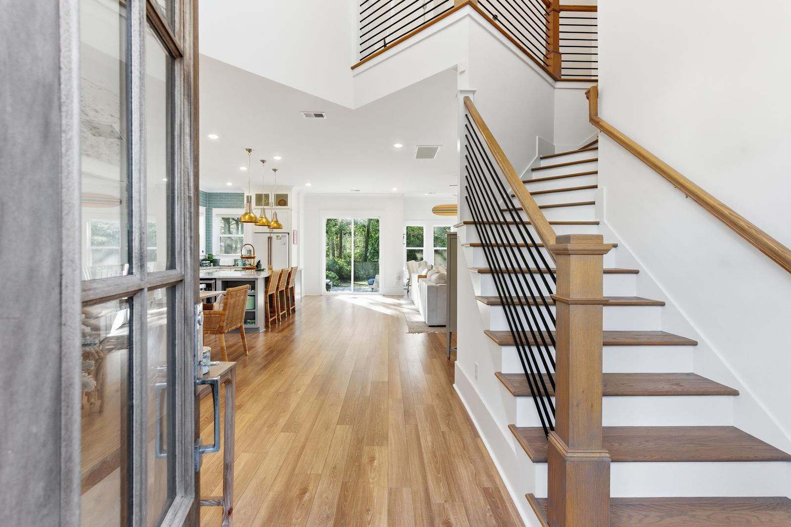 7 Davan Drive Charleston, SC 29407 - Photo 5 of 42 Inviting foyer