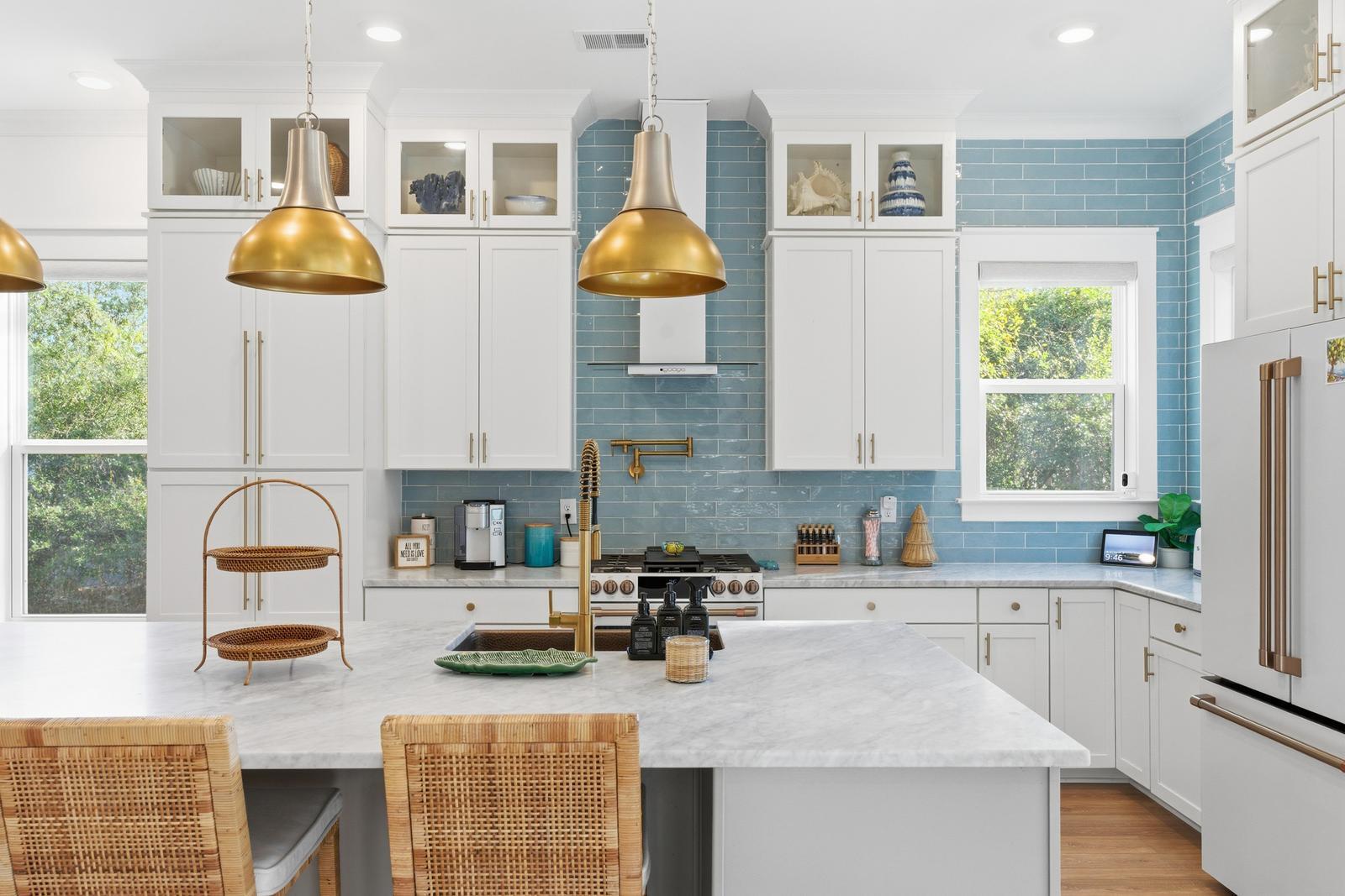 7 Davan Drive Charleston, SC 29407 - Photo 8 of 42 High-end finishes and appliances