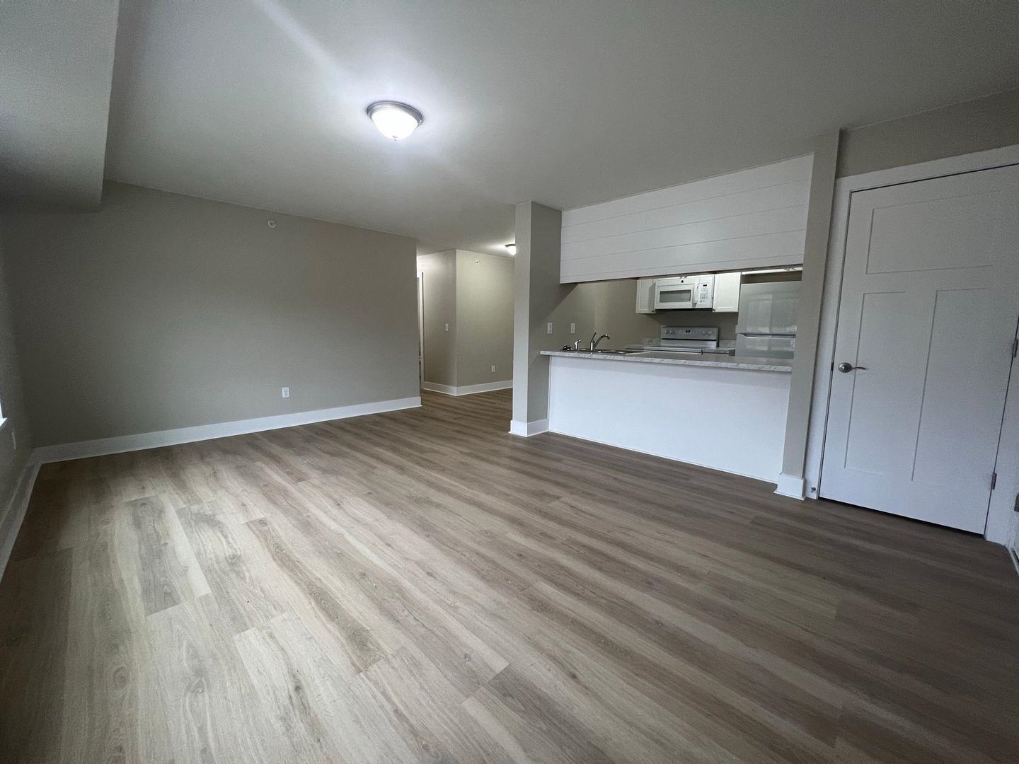 5200 North Genesee Road, Unit 202 Flint, MI 48506 - Photo 4 of 11