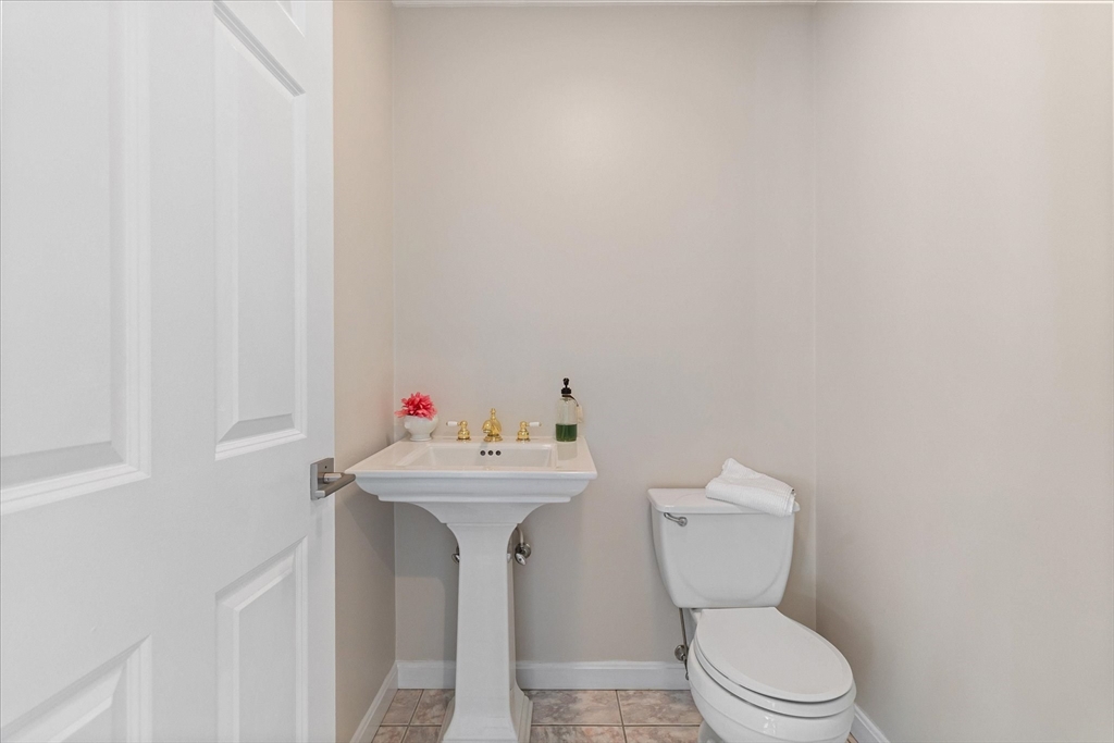 73 Carter Road Westminster, MA 01473 - Photo 14 of 40
