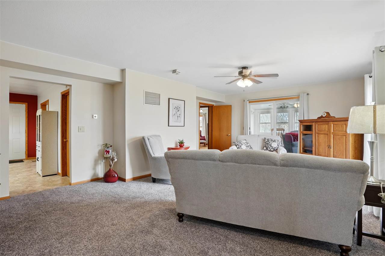 2640 Highway 22 Riverside, IA 52327 - Photo 4 of 49 Gallery Image 4