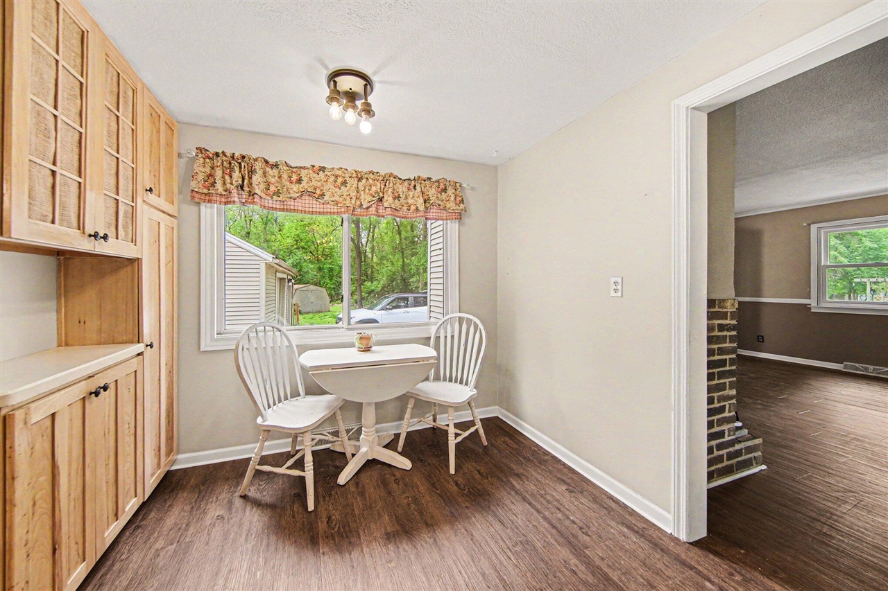 2800 Kibby Road Jackson, MI 49203 - Photo 11 of 37