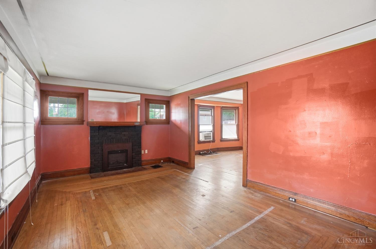 7534 Blue Ash Road Cincinnati, OH 45236 - Photo 7 of 36