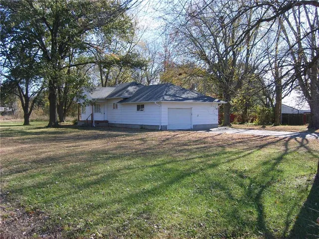 $61,000 | 309 West 3rd Street, Franklin, KS 66735