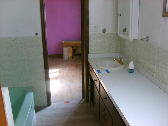 $61,000 | 309 West 3rd Street, Franklin, KS 66735