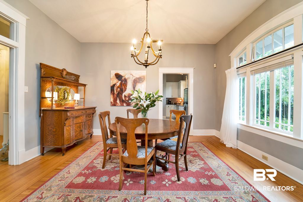 1811 Spring Hill Avenue Mobile, AL 36607 - Photo 8 of 37 Dining Room