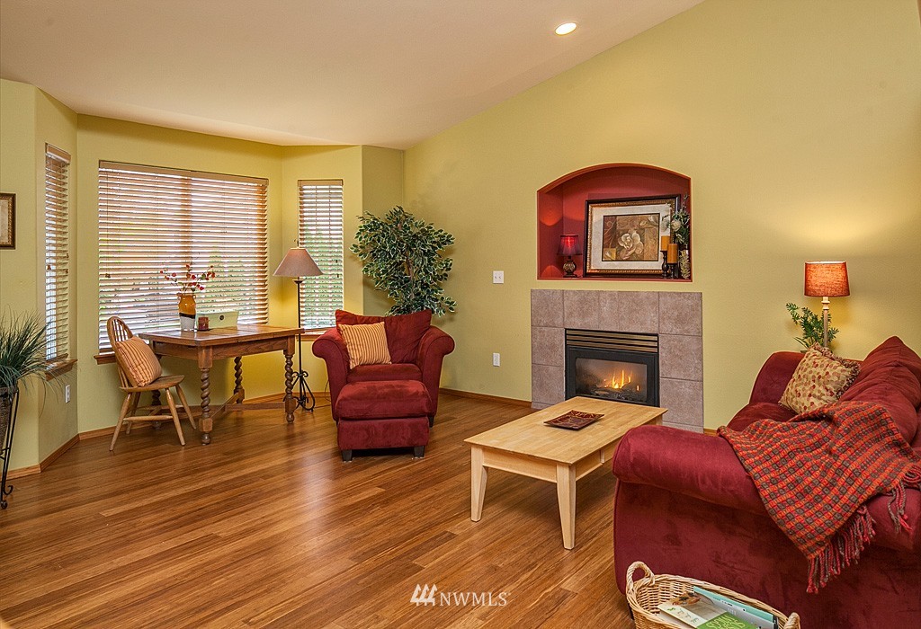 18013 29th Avenue Southeast Bothell, WA 98012 - Photo 4 of 18