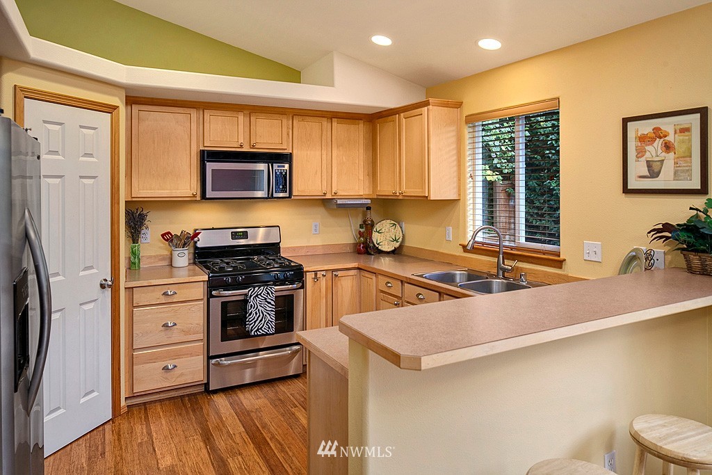 18013 29th Avenue Southeast Bothell, WA 98012 - Photo 5 of 18