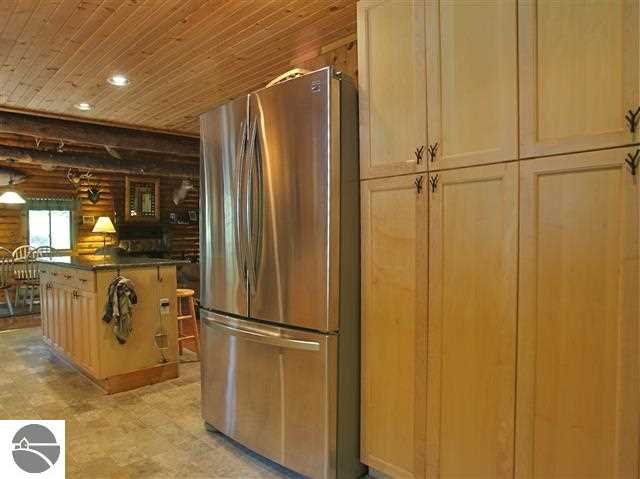 8198 South Tremain Road Maple City, MI 49664 - Photo 15 of 68 1748478-14.JPG