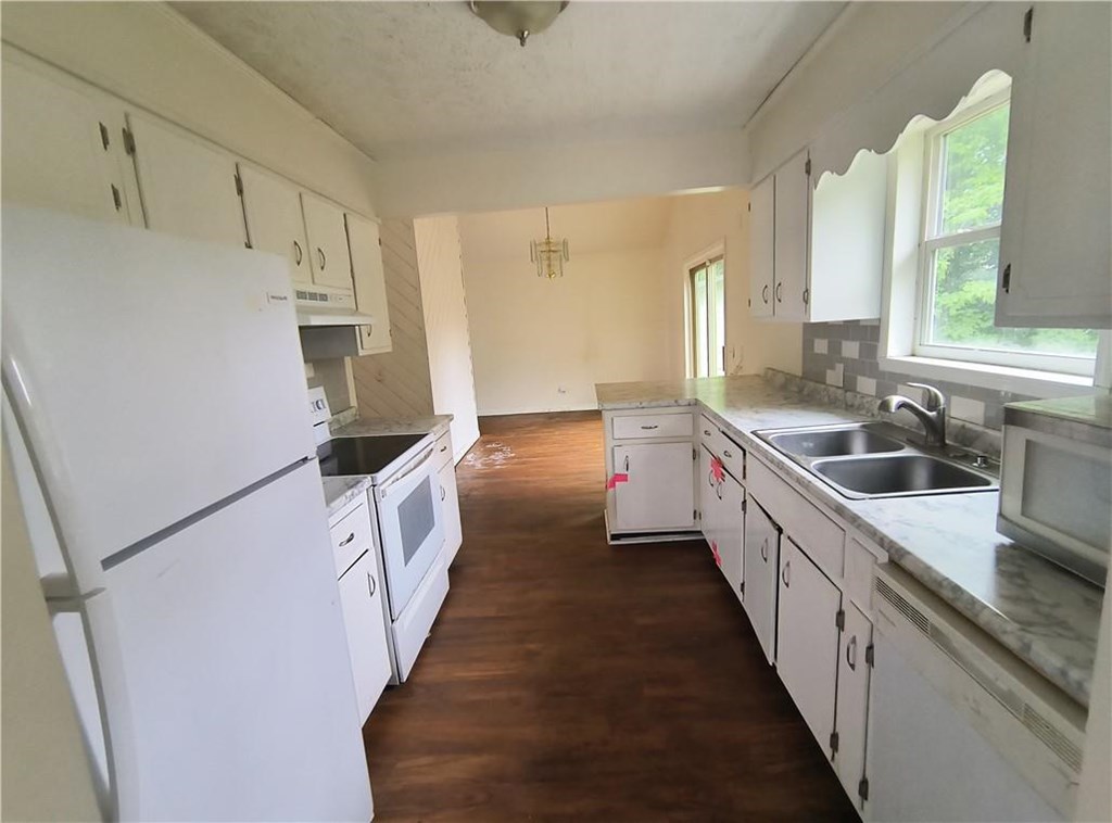 89 Murray Springs Road Chatsworth, GA 30705 - Photo 4 of 13 Gallery Image 4