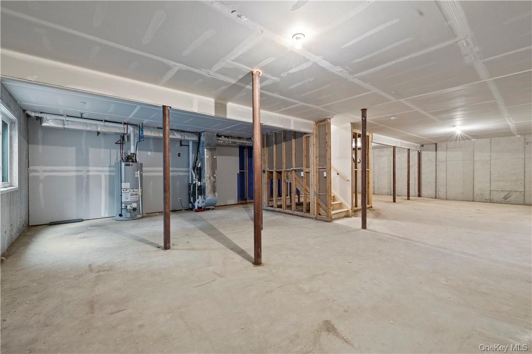 16 Dessau Circle Spring Valley, NY 10977 - Photo 31 of 32 a view of empty room