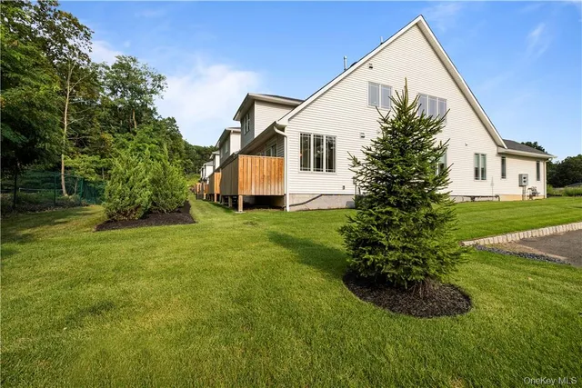 $749,000 | 16 Dessau Circle, Spring Valley, NY 10977