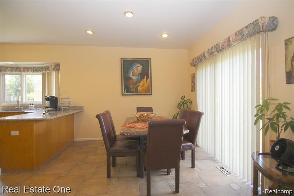 941 Norcross Drive Rochester, MI 48307 - Photo 11 of 31