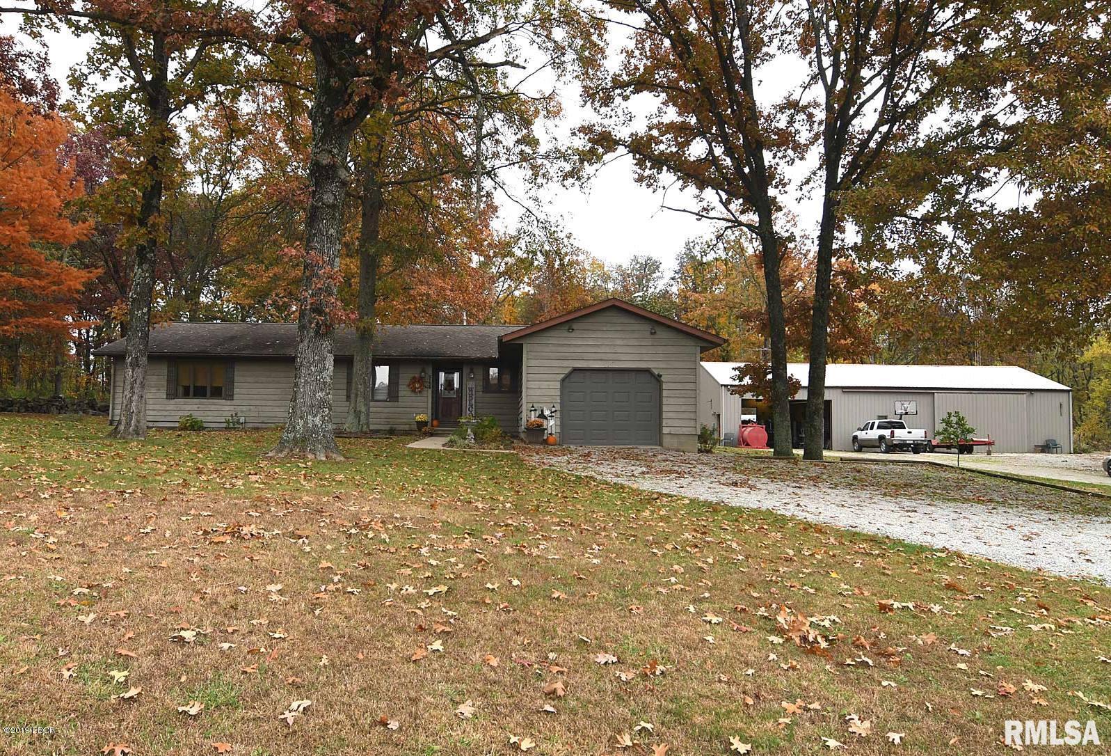 5156 Woodard Road Salem, IL 62881 - Photo 1 of 25