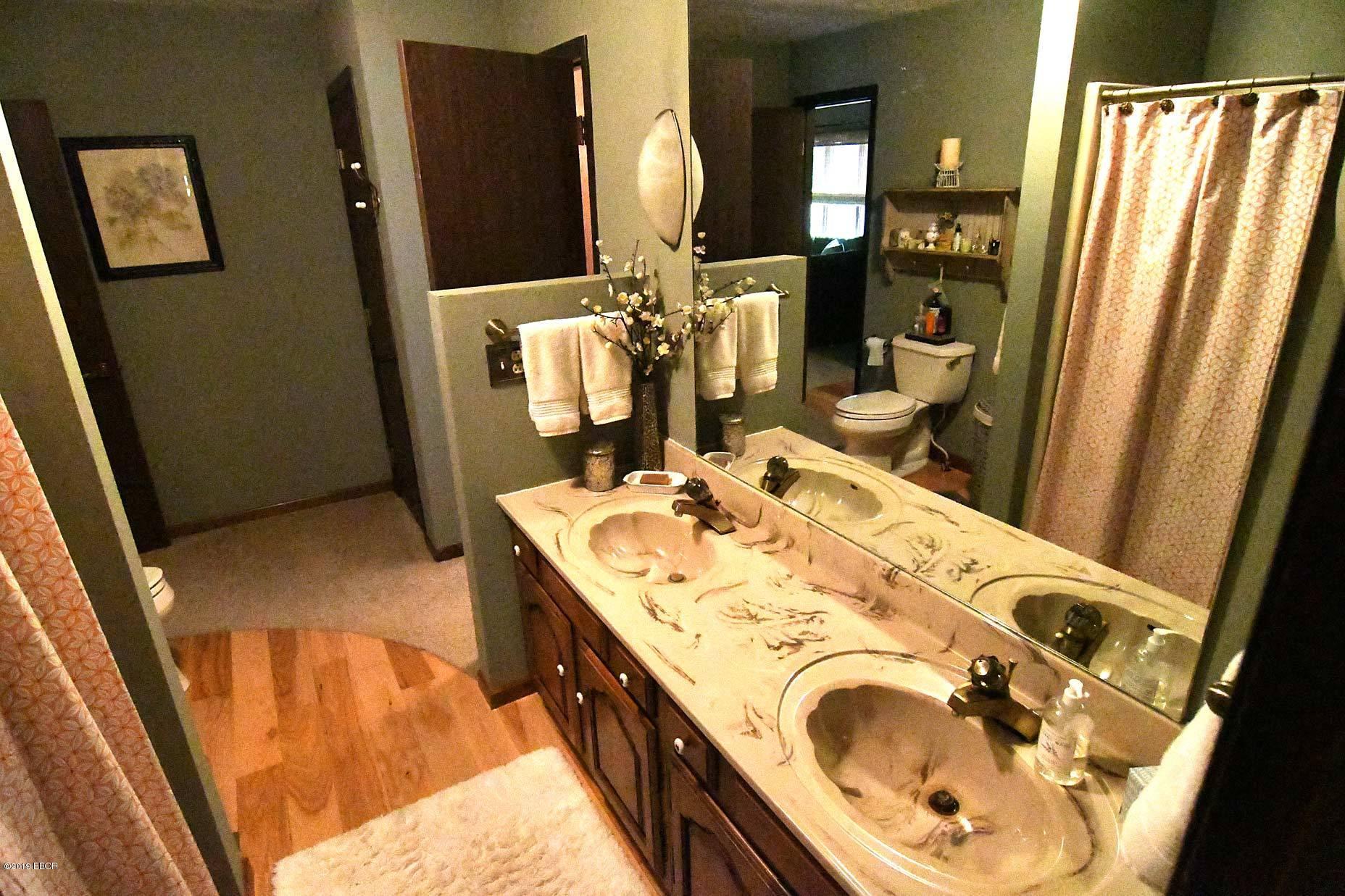 5156 Woodard Road Salem, IL 62881 - Photo 12 of 25