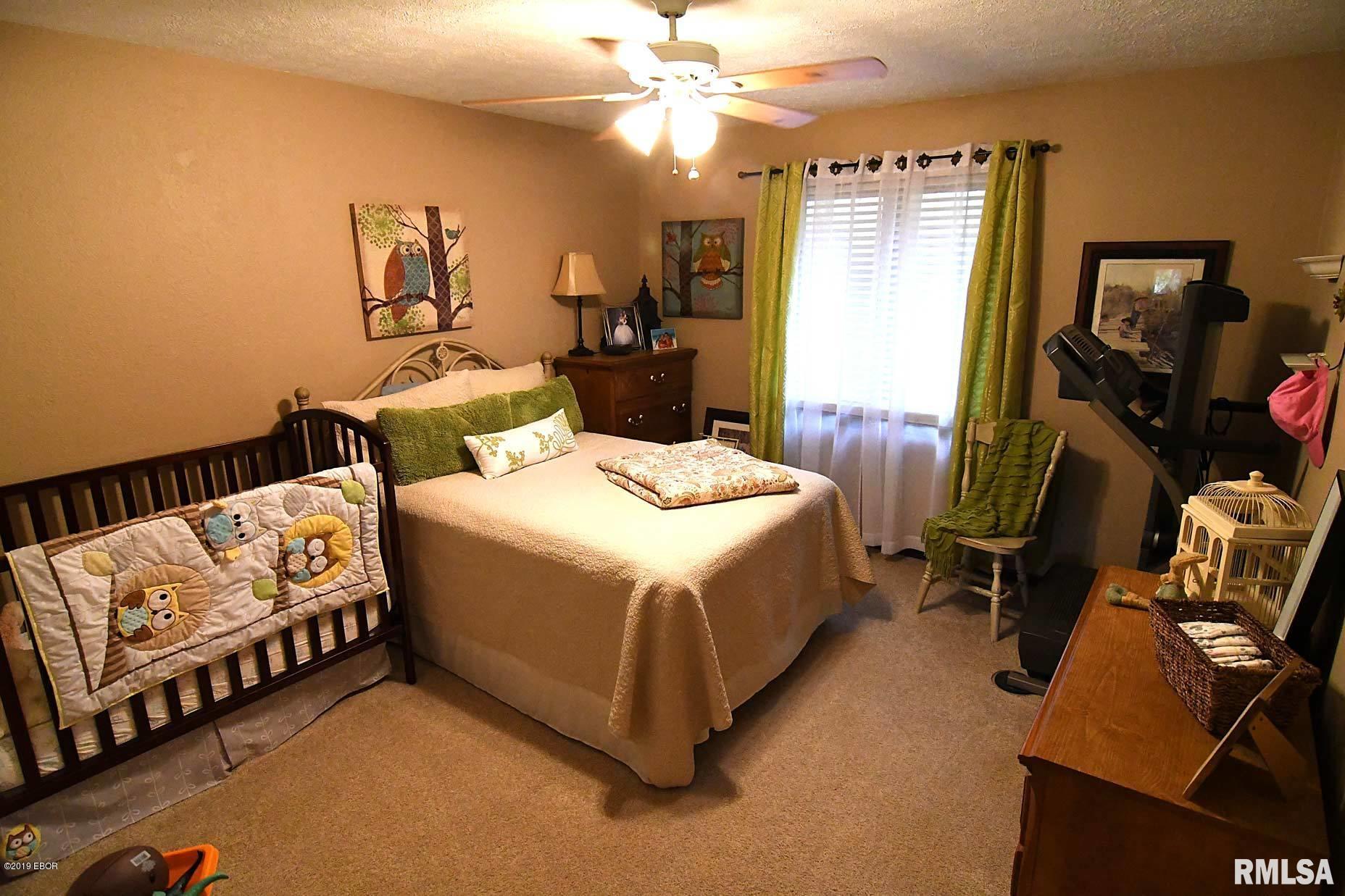 5156 Woodard Road Salem, IL 62881 - Photo 13 of 25