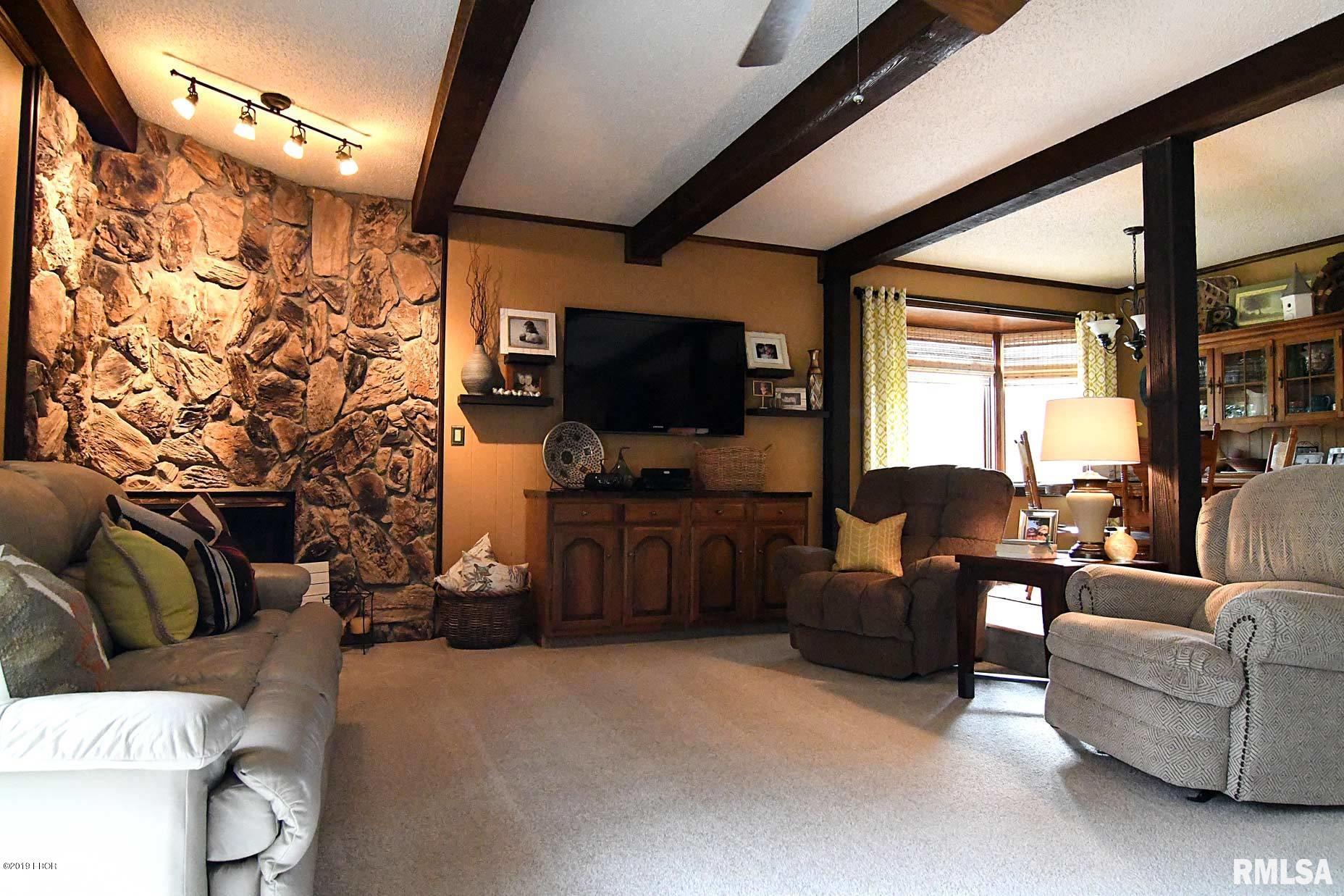 5156 Woodard Road Salem, IL 62881 - Photo 3 of 25