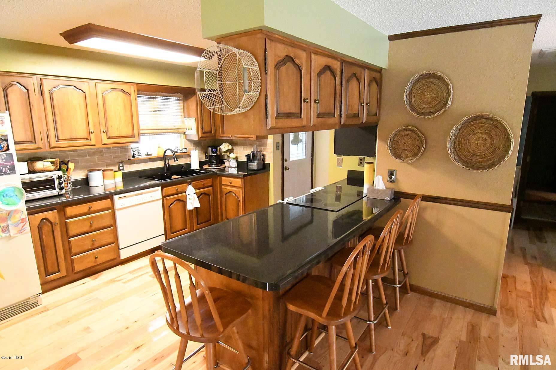 5156 Woodard Road Salem, IL 62881 - Photo 6 of 25