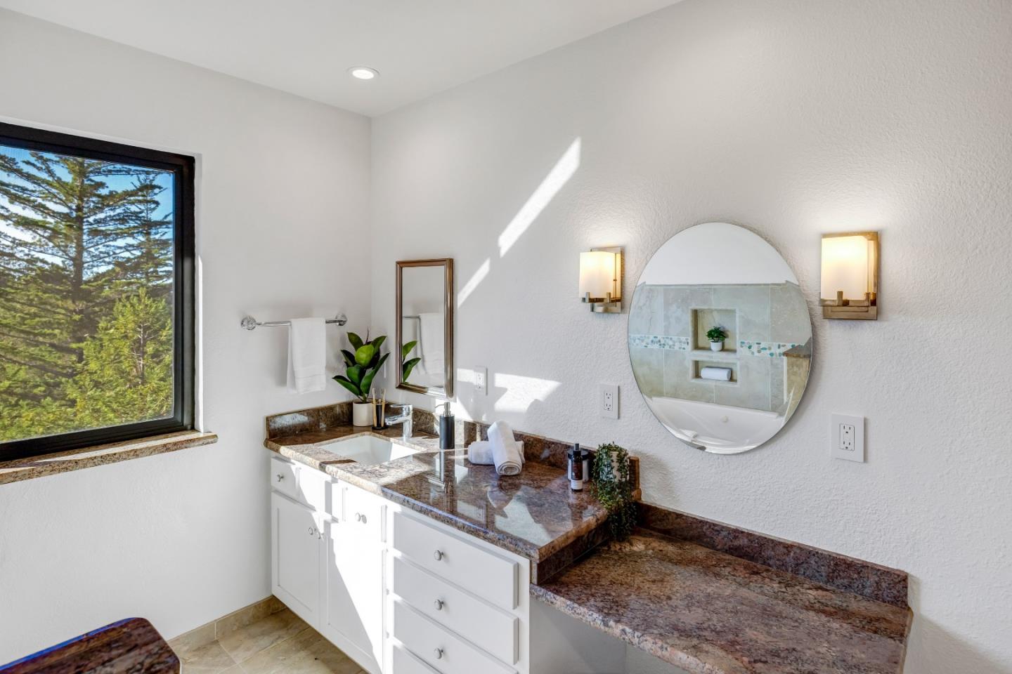 25460 Boots Road Monterey, CA 93940 - Photo 14 of 25 Gallery Image 14