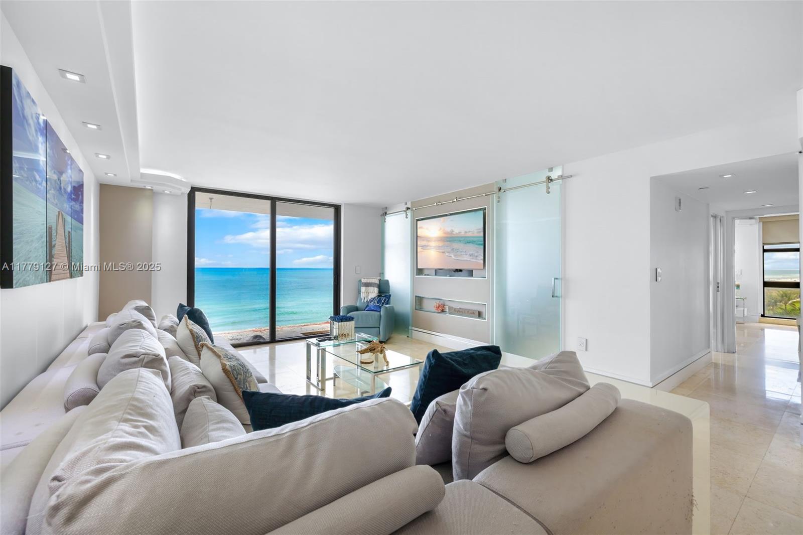 6061 Collins Avenue, Unit 8F Miami Beach, FL 33140 - Photo 7 of 16