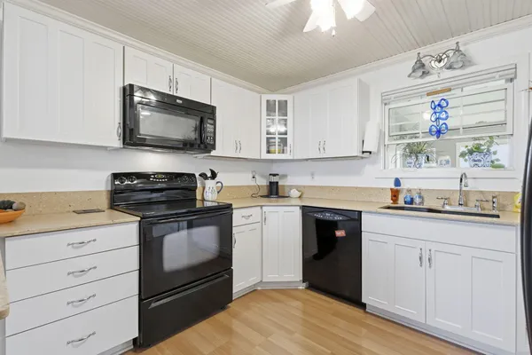 $210,000 | 3416 Butternut Street, Lambertville, MI 48144