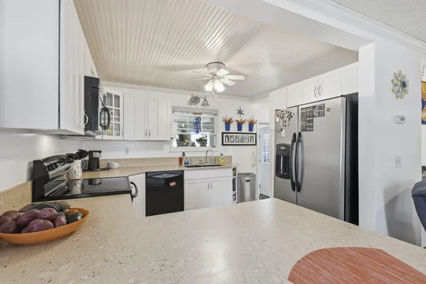 $210,000 | 3416 Butternut Street, Lambertville, MI 48144