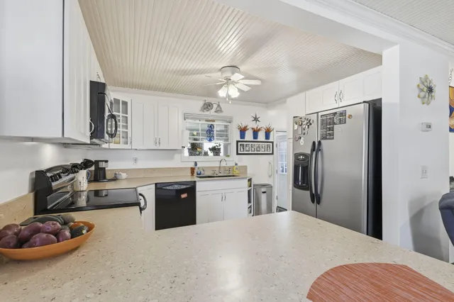 $219,900 | 3416 Butternut Street, Lambertville, MI 48144